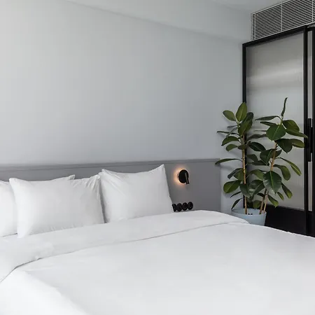 Nero Luxury By Zennova Appartamento Salonicco